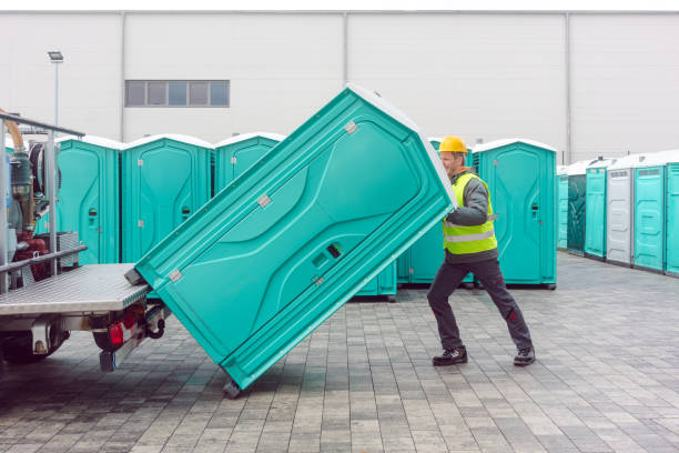 Best Portable toilet rental cost  in Huntington Beach, CA