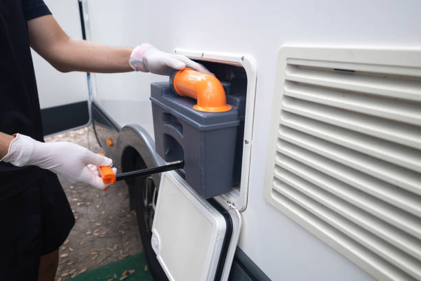 Best Porta potty delivery and setup  in Huntington Beach, CA